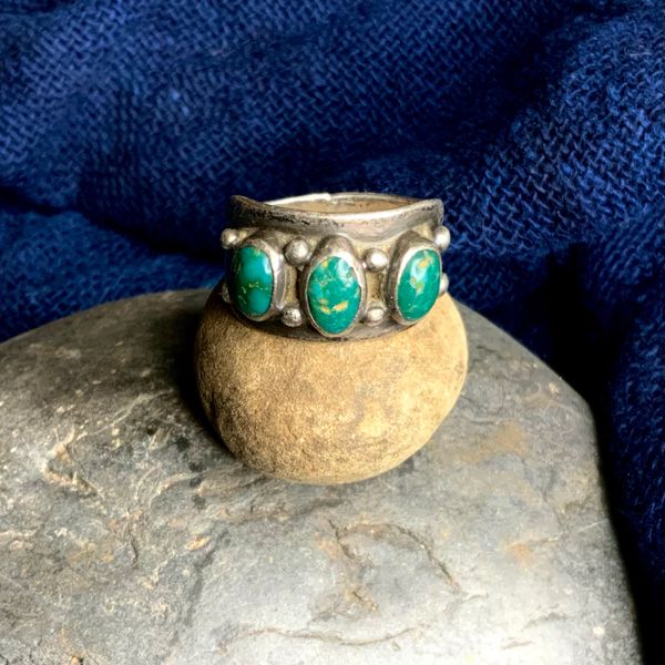 SOLD 1940s CIGAR BAND SILVER GREASY GREEN TURQUOISE LARGE MENS RING FRED HARVEY ERA NAVAJO