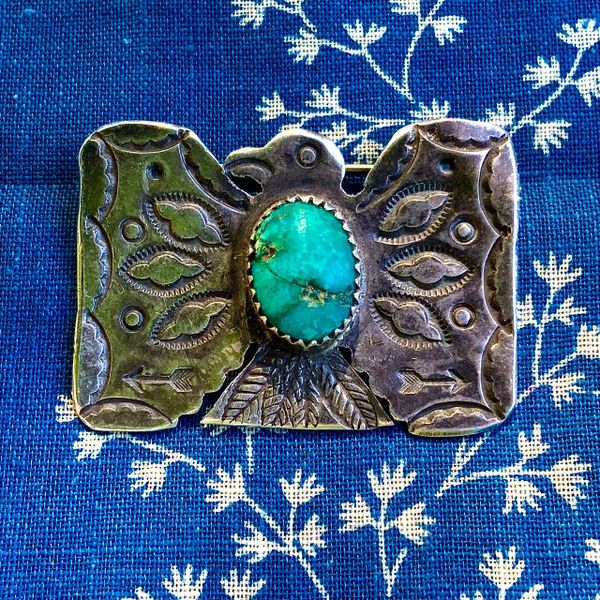 SOLD 1910s SILVER FRED HARVEY ERA THUNDERBIRD PIN BROOCH WITH GREEN TURQUOISE STONE