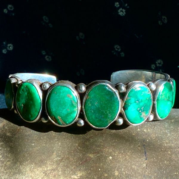 SOLD 1920s INGOT SILVER GREEN OVAL STPNE ROW CUFF BRACELET LARGE WRIST