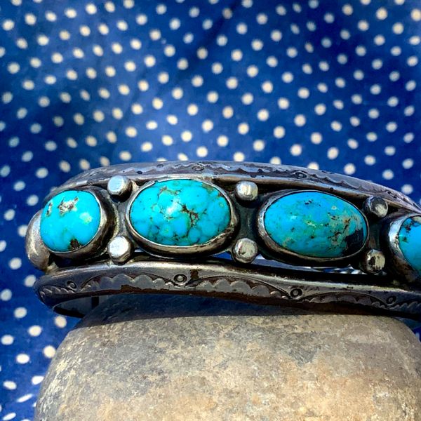 SOLD 1950s HEAVY BLUE DOMED OVAL TURQUOISE ROW CUFF BRACELET WITH HEAVY STAMPED TRIANGLE WIRE