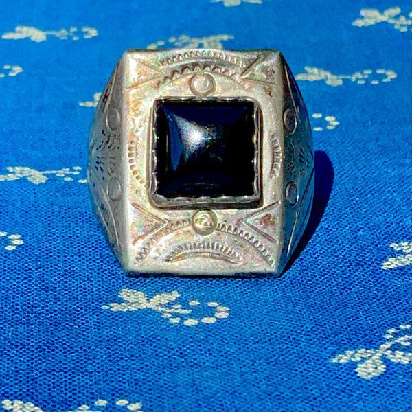 SOLD 1940s ONYX & SILVER STAMPED FRED HARVEY TRADING POST MENS RING
