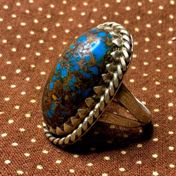 SOLD 1970s JUMBO DOMED OVAL SPIDERWEBBED WATER-WEBBED DEEP DARK VIVID NEON BLUE PERSIAN TURQUOISE SILVER RING