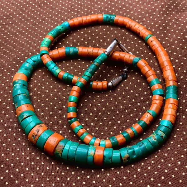 SOLD 1930s 30" GREEN TURQUOISE SANTO DOMINGO PUEBLO HEISHI & CORAL GRADUATED NECKLACE WITH SILVER HARDWARE