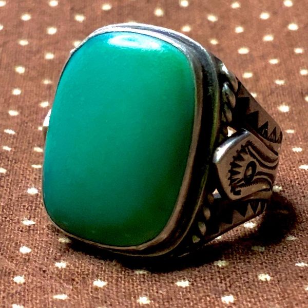 SOLD 1930s GREEN TURQUOISE SILVER FRED HARVEY ERA RING WITH EARLY SIDE SHIELDS