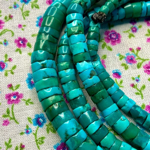 1930s Greasy Blue and Green Turquoise Navajo Heishi Bead Necklace 36"