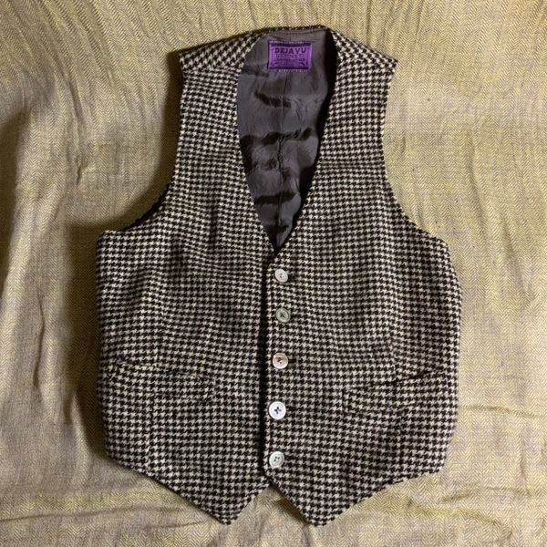 1920s AMERICAN ALL WOOL HOUNDSTOOTH MOTHER OF PEARL MENS VINTAGE VEST WAIST COAT