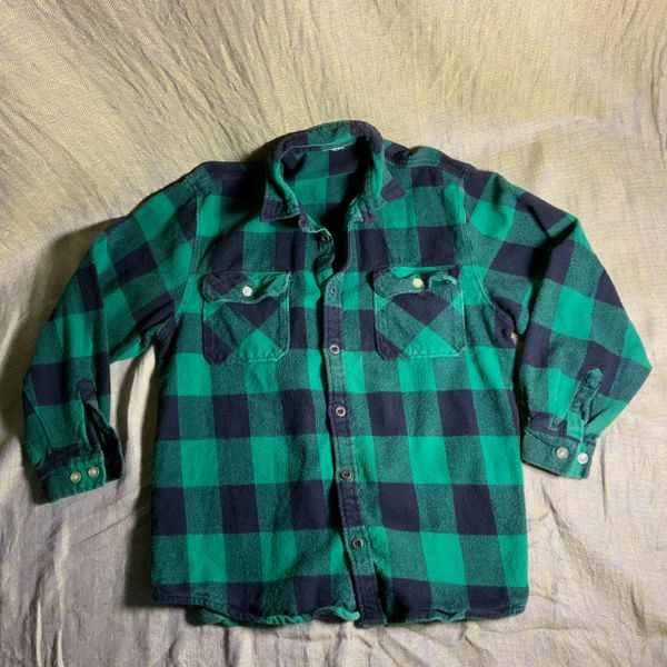 1980s EXTRA SOFT FLANNEL COTTON BUFFALO CHECK PLAID EMERALD GREEN WORKWEAR CHORE SHIRT LUMBERJACK STYLE