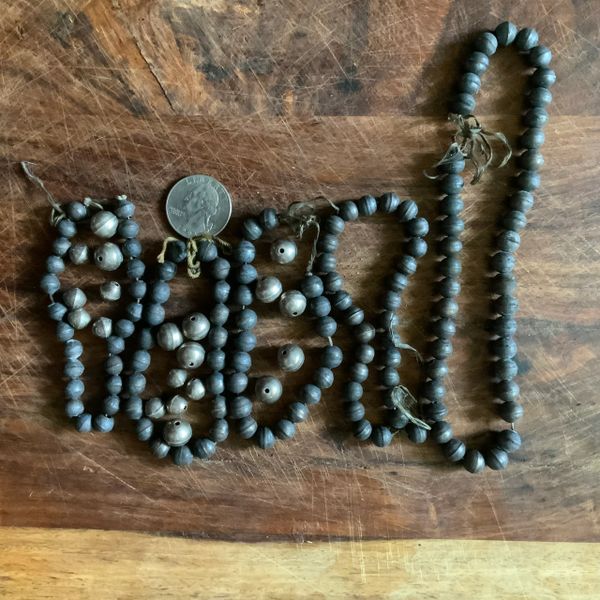 SOLD 1940s BENCH BEADS LOT