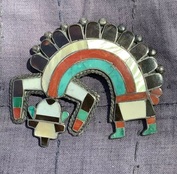 1950s BEST LARGE BIG RAINBOWMAN ZUNI INLAY SILVER TURQUOISE JET CORAL BROOCH PIN