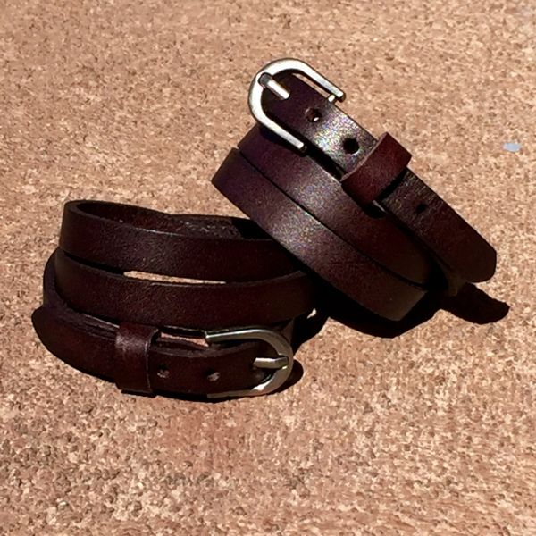 BROWN LEATHER 1 BUCKLE TRIPLE WRAP BRACELT CUFF