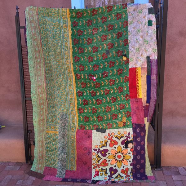 VINTAGE SARI QUILT 31