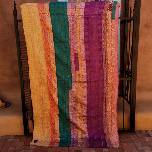 VINTAGE SARI QUILT 35