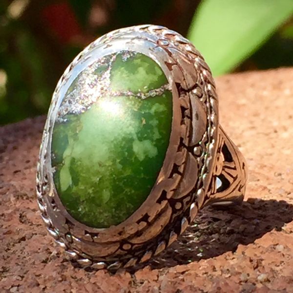 RARE 1920s SCALLOPED CARVED STAMPED SUN & THUNDERBIRD TURQUOISE SILVER FRED HARVERY ERA RING
