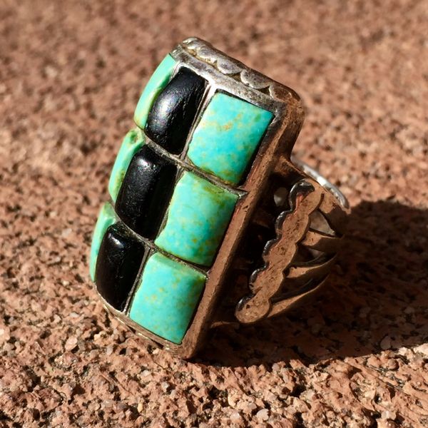SOLD 1940s NEW MEXICO TURQUOISE & ONXY 9 STONE SILVER SANDCAST RING