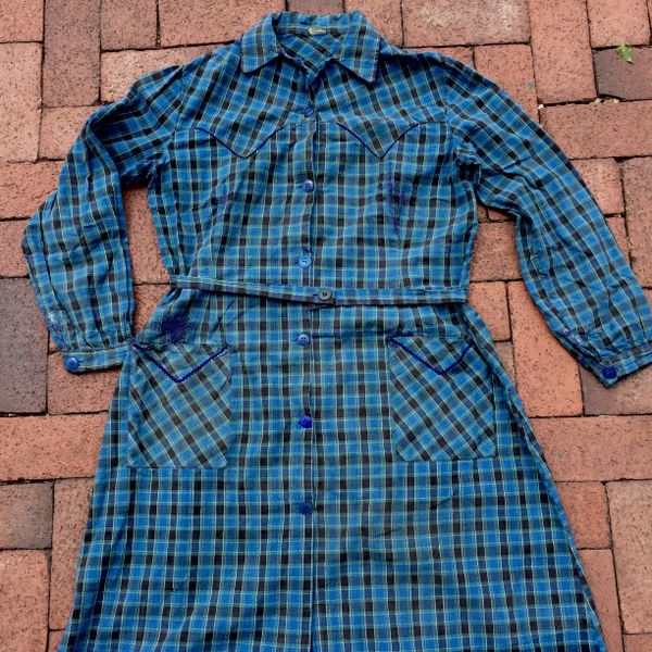 SOLD 1940s SUN-FADED DISTRESSED & FRENCH METHOD REPAIRED WESTERN PLAID COTTON SPRING DRESS