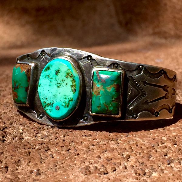 SOLD 1920s CAST INGOT SILVER ARROW STAMPED 3 TURQUOISE STONE CUFF BRACELET