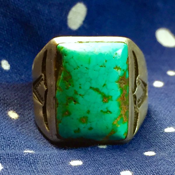 SOLD 1920s SOUTHWEST AMERICAN STEER BULL HORNS STAMPED BLUE TURQUOISE MENS RING