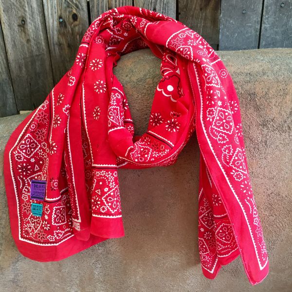 SOLD VINTAGE 1970s RED BANDANNA SCARF 100% COTTON & SUN FADED ON ONE SIDE