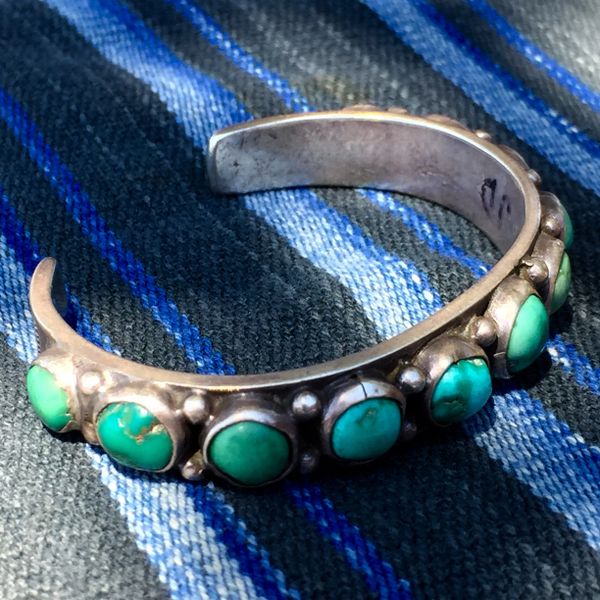 1920s TURQUOISE ROW INGOT SILVER STAMPED CUFF SMALL WRIST