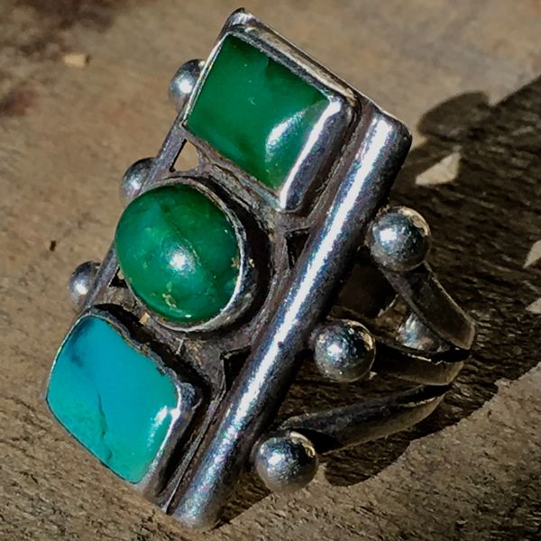 SOLD 1920s STOPLIGHT OVAL & RECTANGLE BEVELED BLUE GREEN CERILLOS TURQUOISE SILVER RING