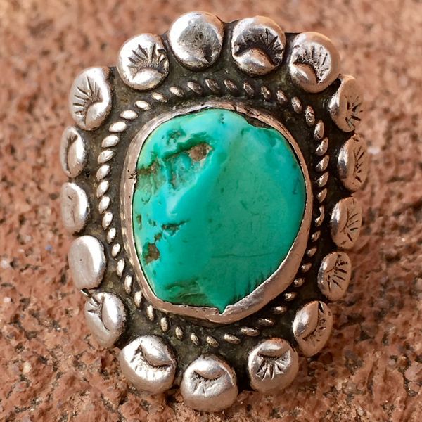 SOLD 1930s FINGER LONG HEAVY INGOT SILVER LIGHT BRIGHT BLUE GREEN TURQUOISE STAMPED FLORAL RING