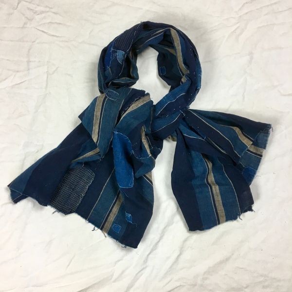 1800s JAPANESE TAN & INDIGO ITTY BITTY BORO WODE THIN SCARF