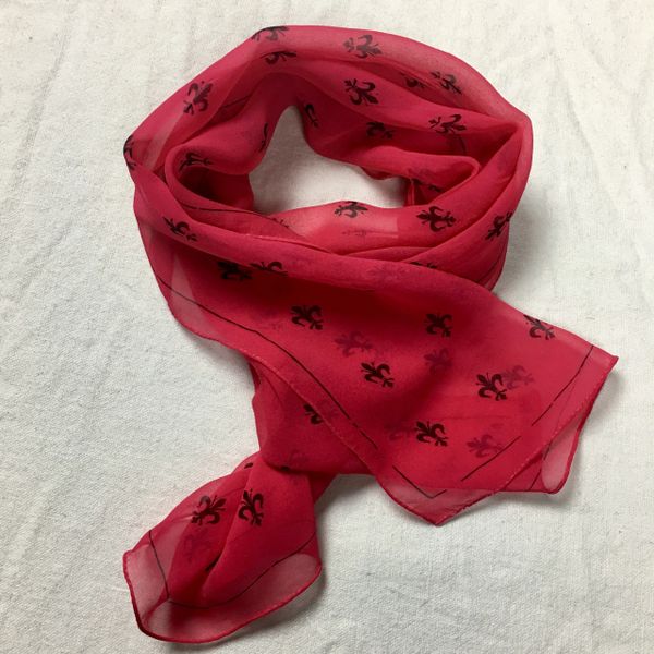 1950s RED SILK TRANSLUCENT SCARF WITH BLACK FLEUR DE LIS