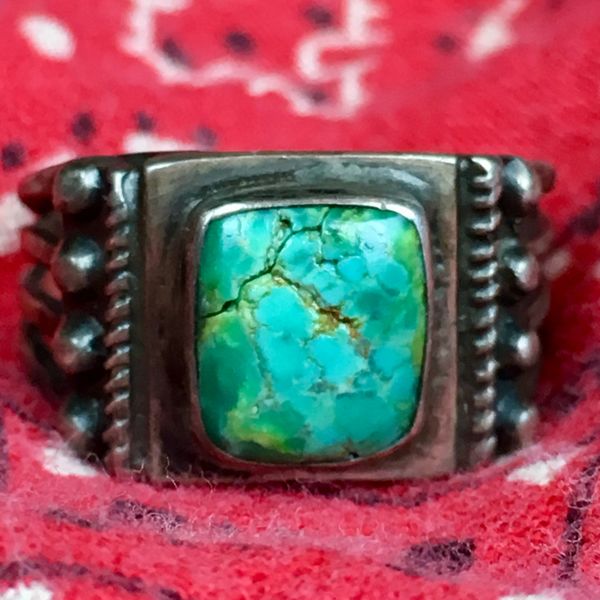 SOLD 1920s SMALL SQUARE BLUE GREEN TURQUOISE ROPE & SPLIT SHANK SILVER RING