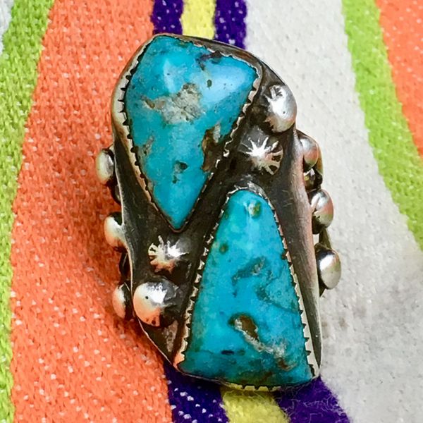 SOLD 1920s PEYOTE BUTTON & INGOT SILVER 2 TRIANGULAR BLUE TURQUOISE STONES BIG LONG RING