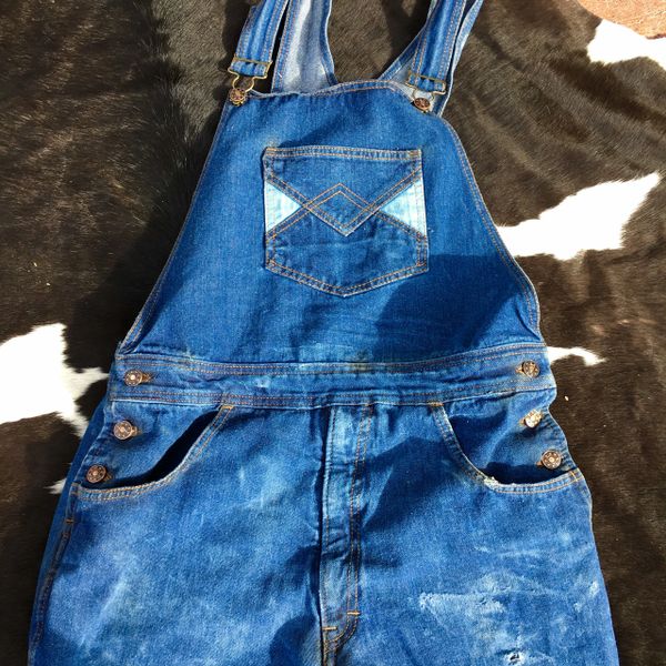 SOLD 1960s GEOMETRIC CONTRASTING POCKETS FADED & DISTRESSED DENIM OVERALLS BY WOOLWORTH’S 34” WAIST 36” LONG ADJUSTABLE