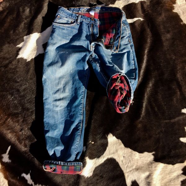 1990s 100% COTTON FLANNEL LINED RELAXED FIT DISTRESSED DENIM JESNS by EDDIE BAUER 33” WAIST 30” LONG