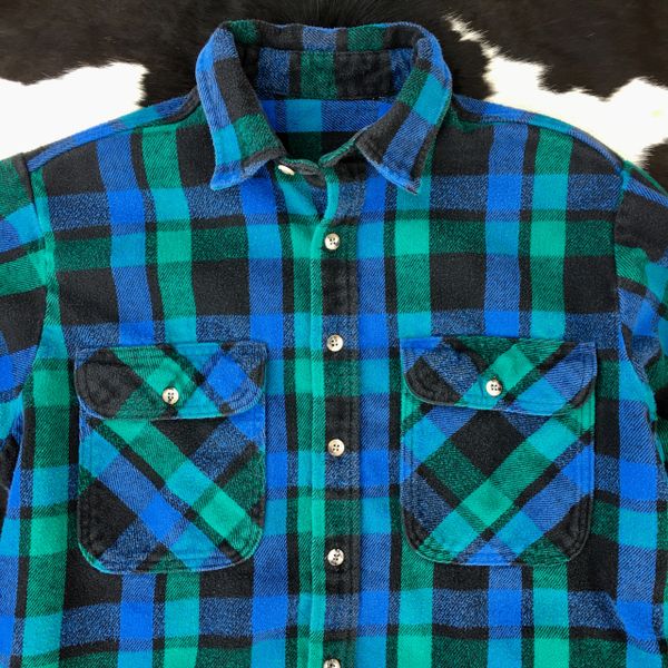 SOLD 1980s DARK GREEN, BLUE & BLACK THICK COTTON PLAID FLANNEL SHIRT XL