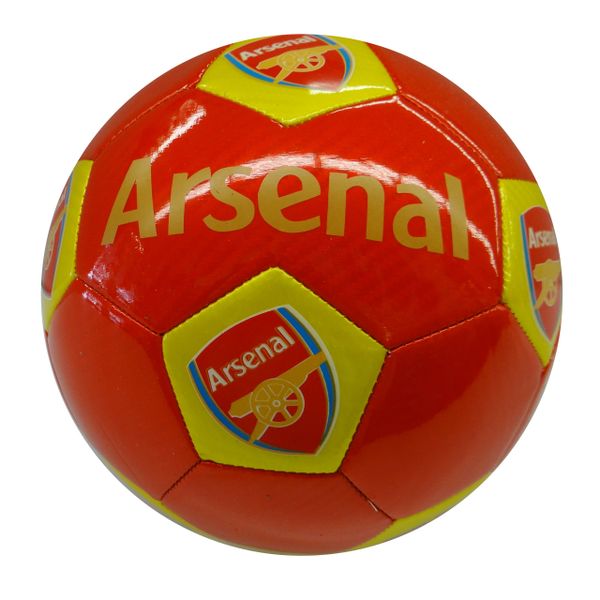 ARSENAL / PREMIER LEAGUE , ENGLAND / RED SOCCER BALL | SHOPPING FOR SOCCER