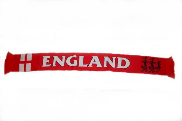 ENGLAND RED COUNTRY FLAG FIFA SOCCER WORLD CUP THICK SCARF .. SIZE : 56" INCHES LONG X 6" INCHES WIDE , 100% POLYESTER HIGH QUALITY .. NEW