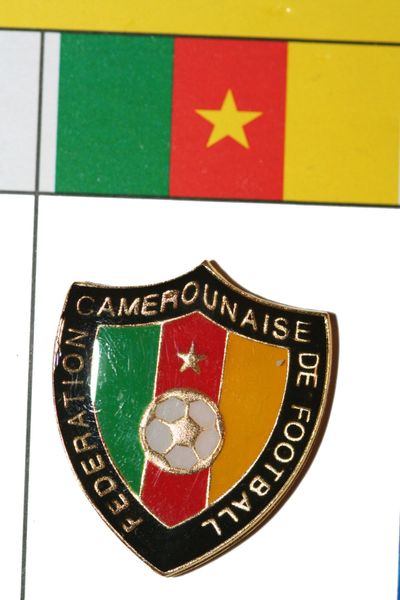CAMEROON FIFA WORLD CUP SOCCER LOGO LAPEL PIN BADGE .. NEW AND IN A PACKAGE