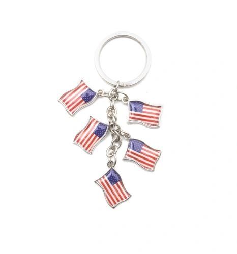 USA 5 COUNTRY FLAG METAL KEYCHAIN .. NEW AND IN A PACKAGE