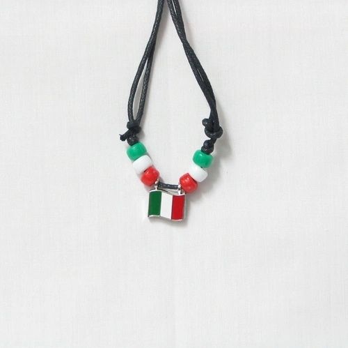 ITALY COUNTRY FLAG SMALL METAL NECKLACE CHOKER .. NEW AND IN A PACKAGE