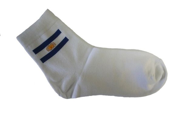ARGENTINA WHITE COUNTRY FLAG DRESS SOCKS .. HIGH QUALITY .. NEW AND IN A PACKAGE