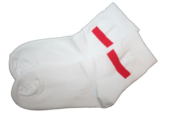 POLAND WHITE COUNTRY FLAG DRESS SOCKS .. HIGH QUALITY .. NEW AND IN A PACKAGE