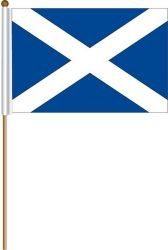 SCOTLAND - ST. ANDREW LARGE 12" X 18" INCHES COUNTRY STICK FLAG ON 2 FOOT WOODEN STICK .. NEW AND IN A PACKAGE.