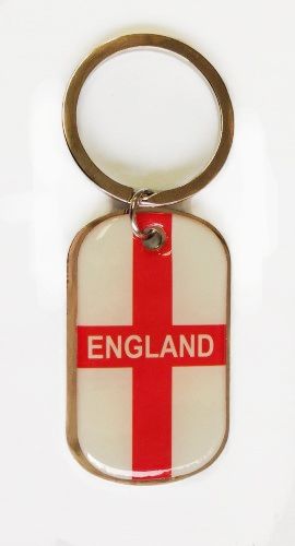 ENGLAND WITH TITLE COUNTRY FLAG METAL KEYCHAIN .. NEW AND IN A PACKAGE