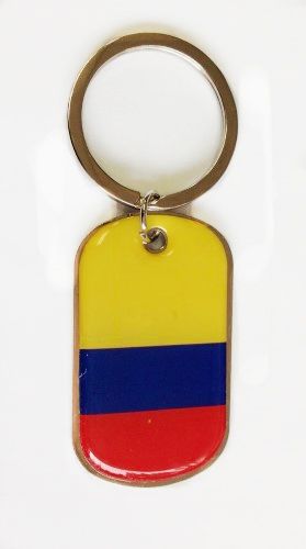 COLOMBIA COUNTRY FLAG METAL KEYCHAIN .. NEW AND IN A PACKAGE