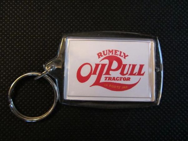 RUMELY OIL PULL TRACTORS LOGO KEYCHAIN