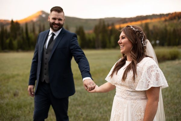 Montana Wedding photographer photographs Salt Lake City couple for a mountain pre-wedding brid