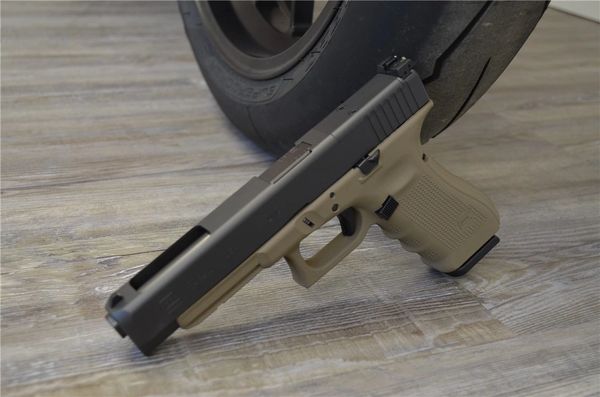 Glock 34 G4 MOS Trijcon RMR Vortex Strike fire X-Werks Cerakote