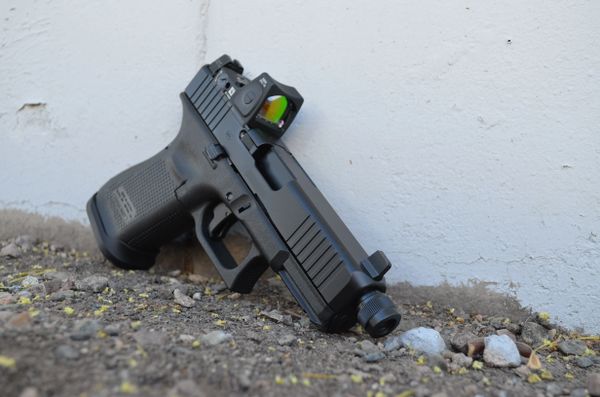 SOLD Storm Airsoft Arsenal Glock 19