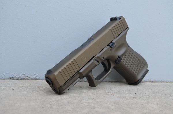 GLOCK 19 GEN 5 9MM PISTOL- BURNT BRONZE SLIDE & LOWER - Watchdog Tactical