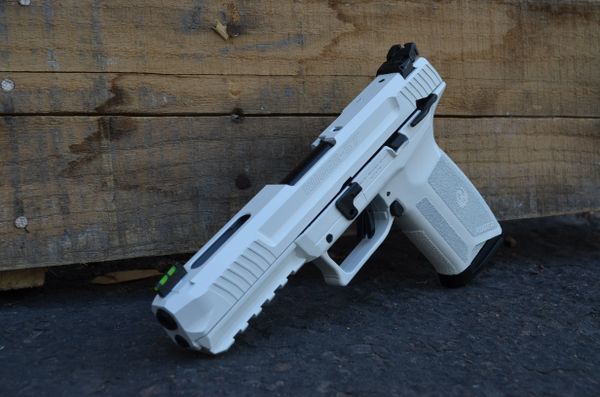 stormtrooper white Ruger Five Seven 16401 TFO 85027 PX |