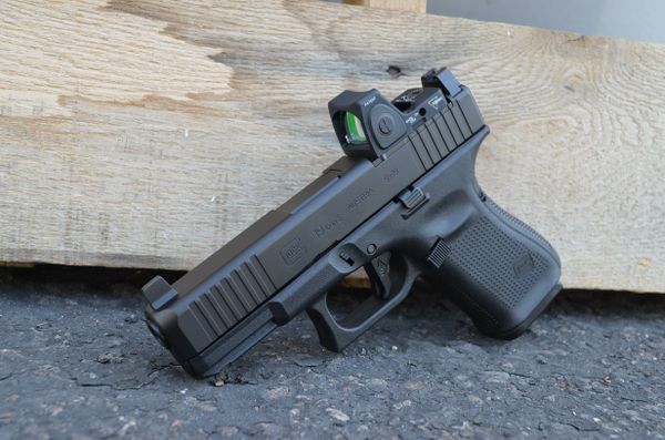 Glock 19 Gen5 w/ Trijicon RMR 3.25 MOA – NRC Industries