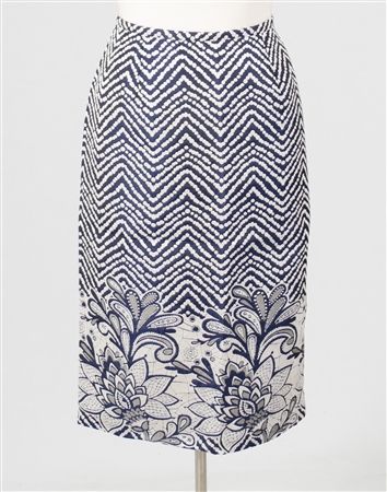 042 Chevron Pattern Floral Printed Skirt
